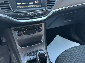 Opel Astra 2016 10