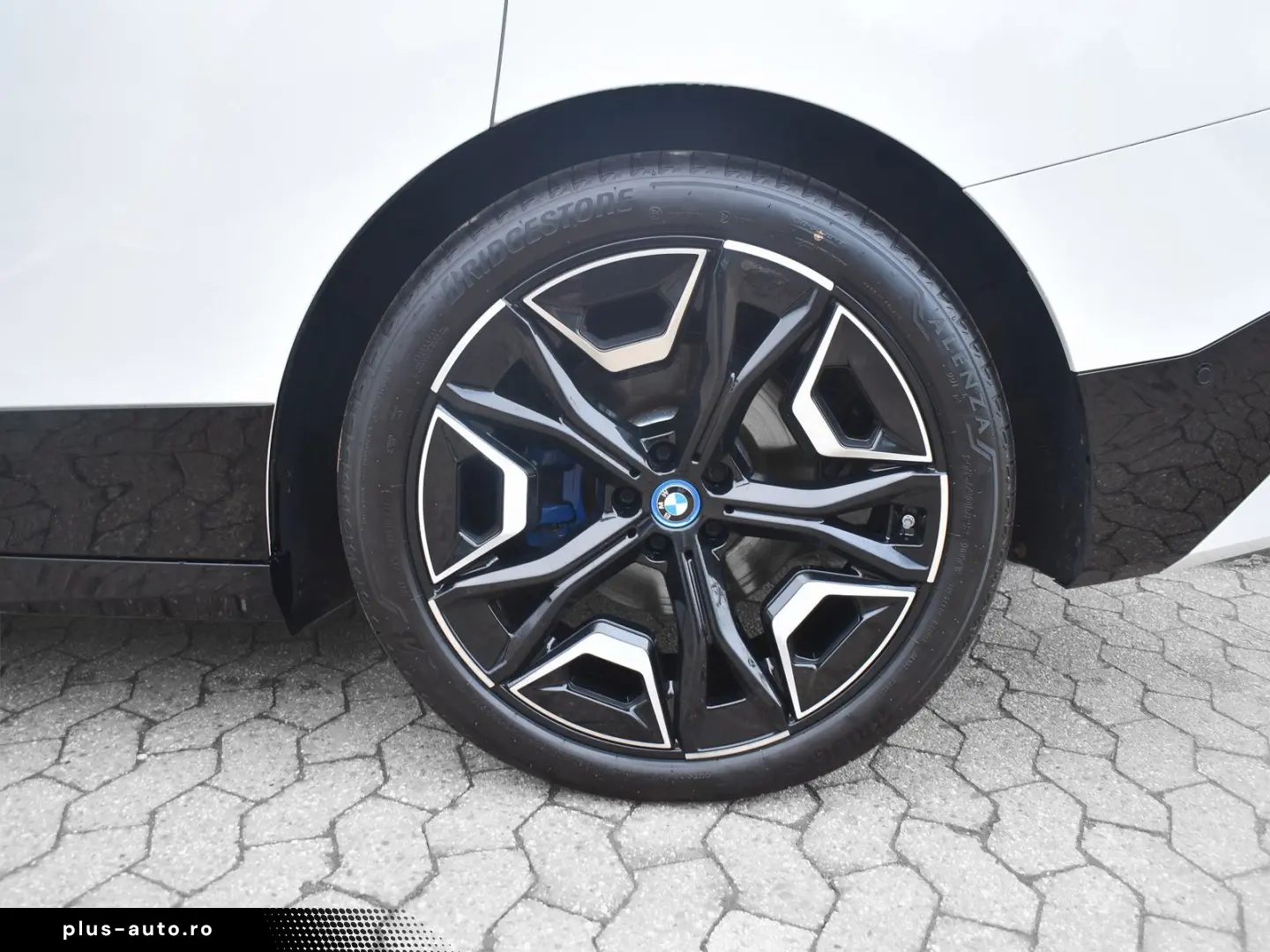 BMW iX xDrive40 Sportpaket HK HiFi DAB Pano.Dach