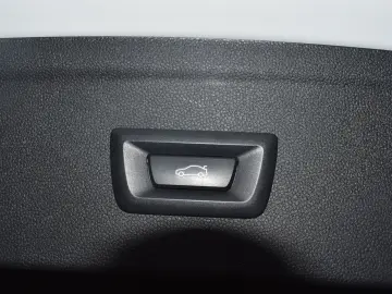 BMW iX xDrive40 Sportpaket HK HiFi DAB Pano.Dach