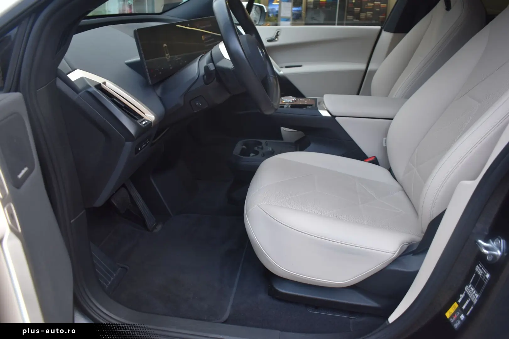 BMW iX xDrive40 Sportpaket HK HiFi DAB Pano.Dach