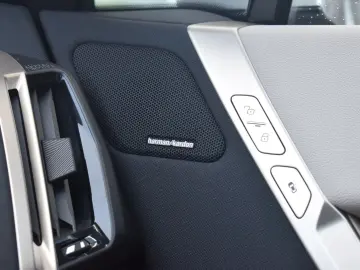 BMW iX xDrive40 Sportpaket HK HiFi DAB Pano.Dach