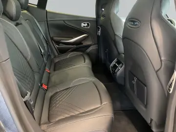 ASTON MARTIN DBX 4.0 V8  360   Pano  4xSitzhzg  ACC  23