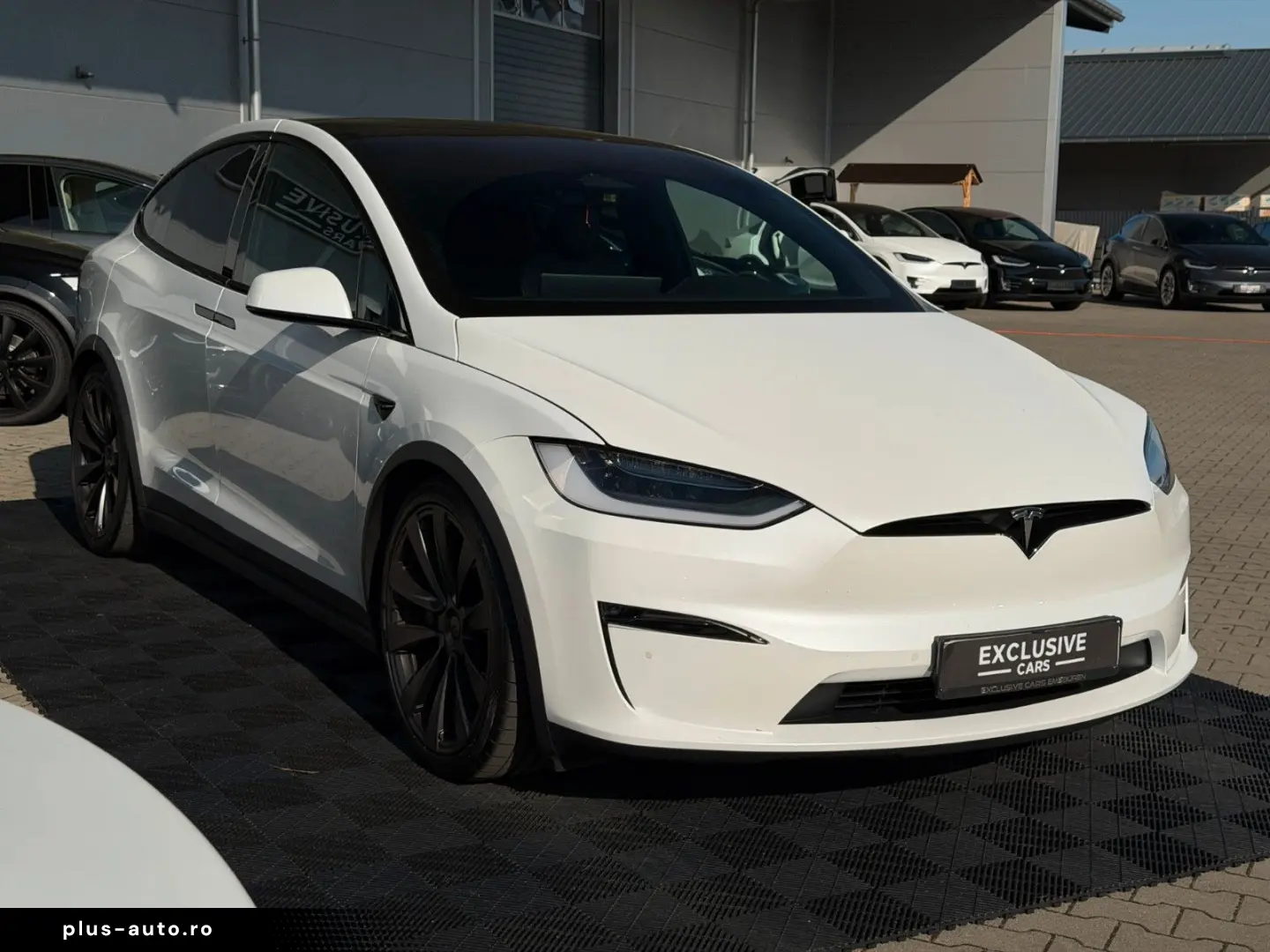 TESLA MODEL X PLAID   FULL SELF DRIVE   6SEAT   22