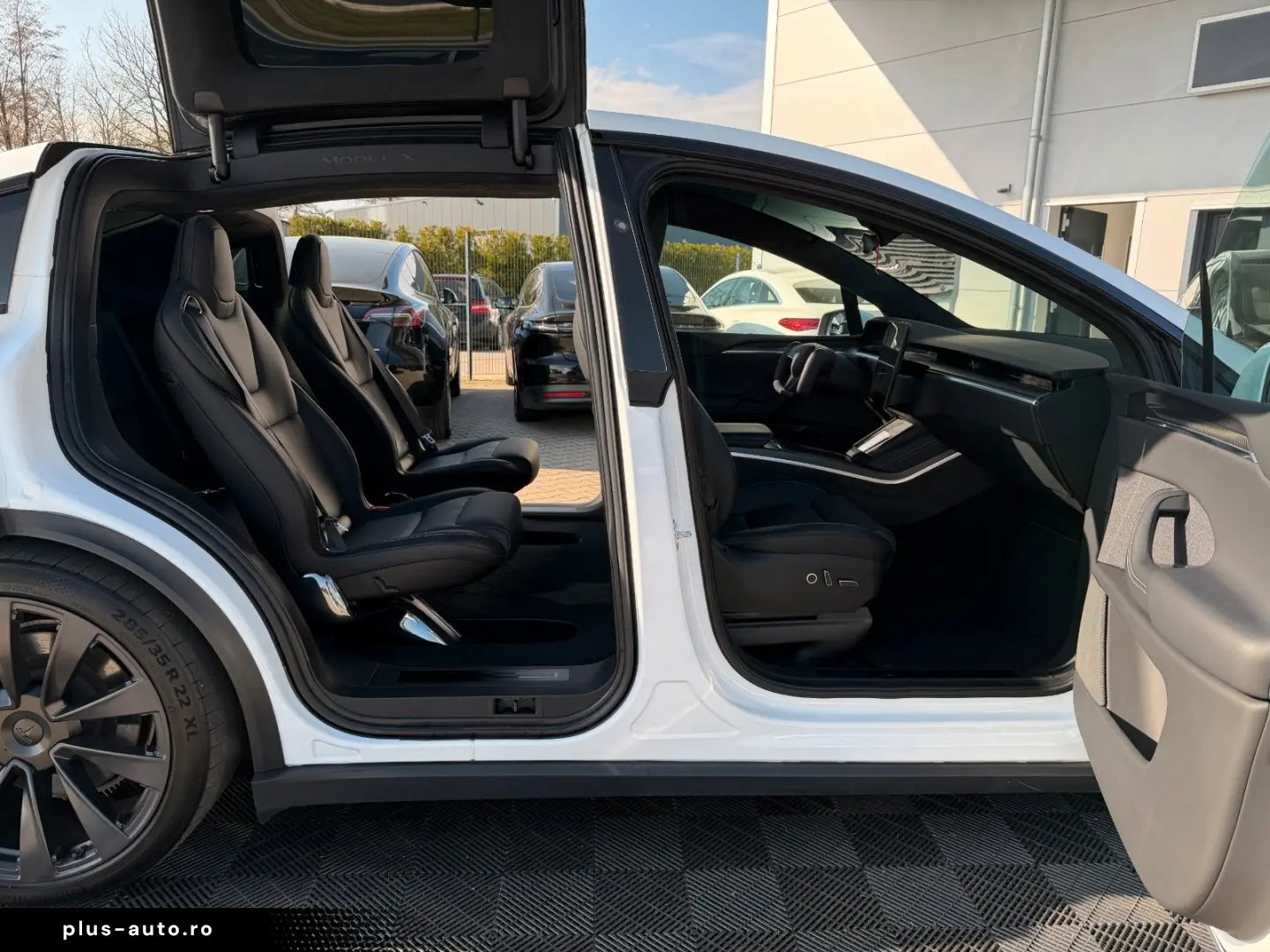 TESLA MODEL X PLAID   FULL SELF DRIVE   6SEAT   22
