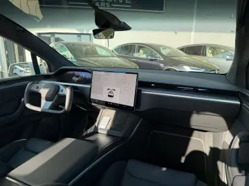 TESLA MODEL X PLAID   FULL SELF DRIVE   6SEAT   22