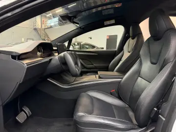 TESLA MODEL X PLAID   FULL SELF DRIVE   6SEAT   CYBERS