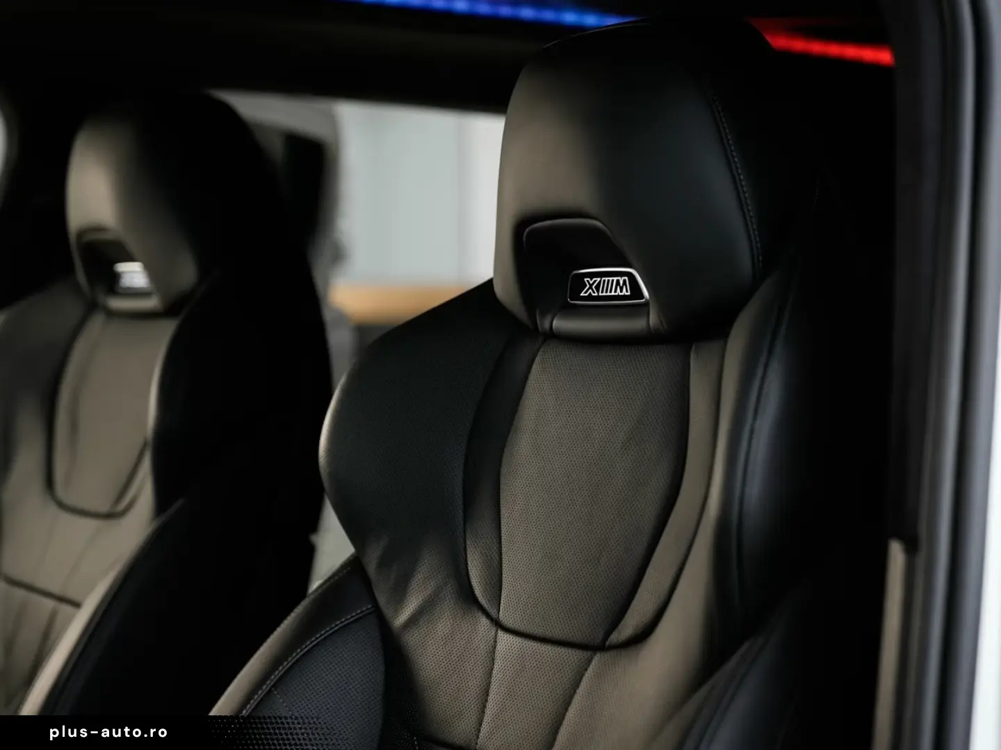 BMW XM 50e AHK Autobahnass