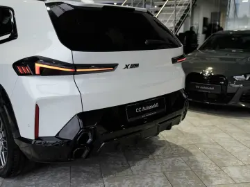 BMW XM 50e AHK Autobahnass