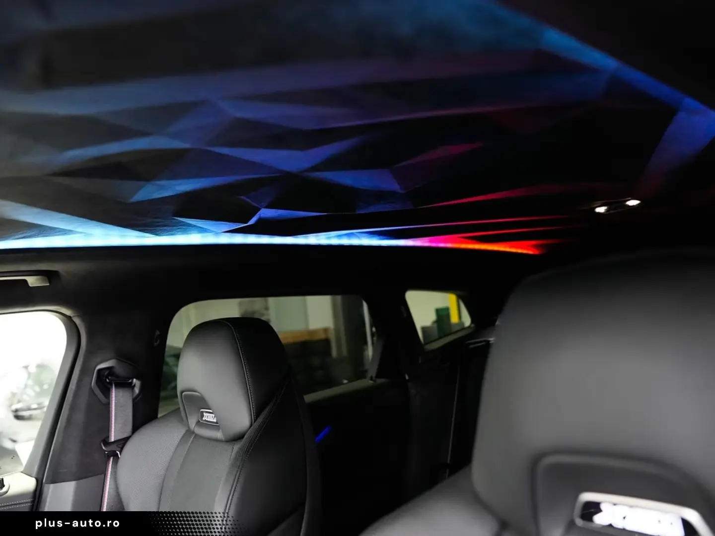 BMW XM 50e AHK Autobahnass