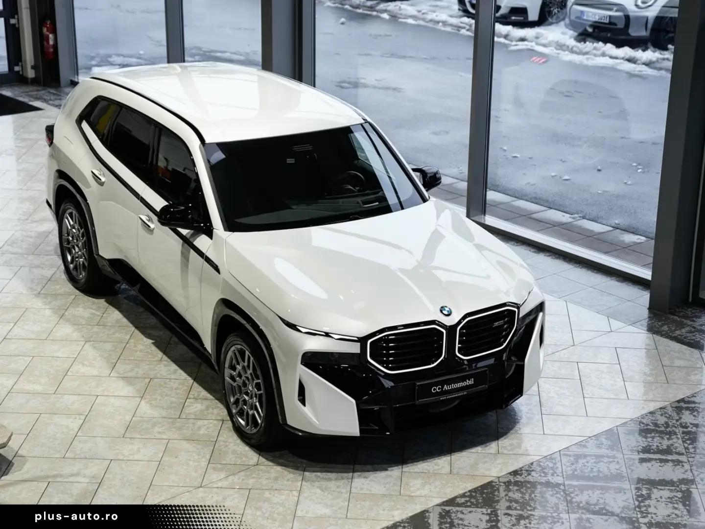 BMW XM 50e AHK Autobahnass