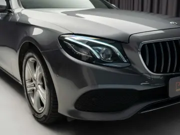 Mercedes-Benz E 220 D 4Matic
