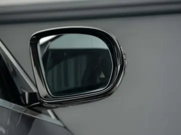 Mercedes-Benz E 220 D 4Matic