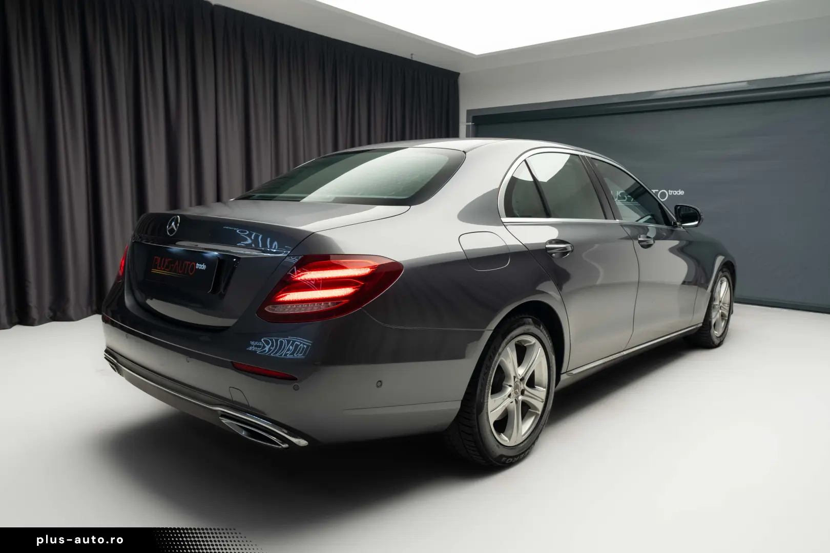 Mercedes-Benz E 220 D 4Matic