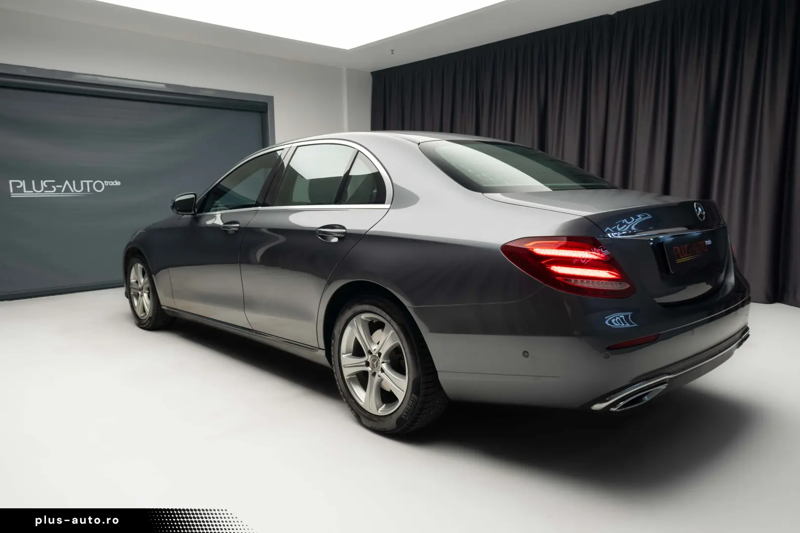 Mercedes-Benz E 220 D 4Matic