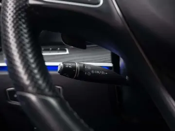 Mercedes-Benz E 220 D 4Matic