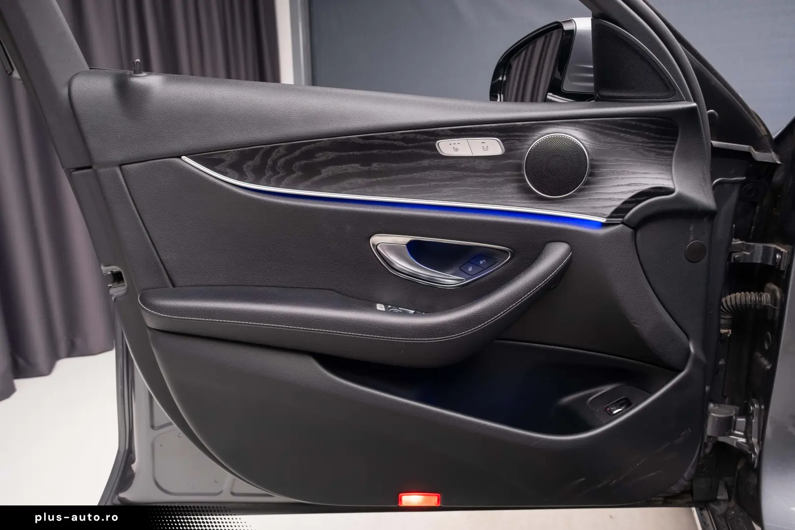 Mercedes-Benz E 220 D 4Matic