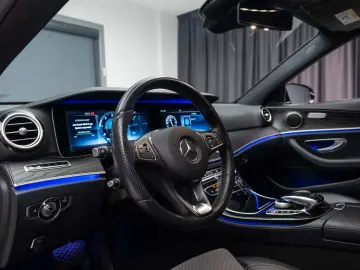Mercedes-Benz E 220 D 4Matic