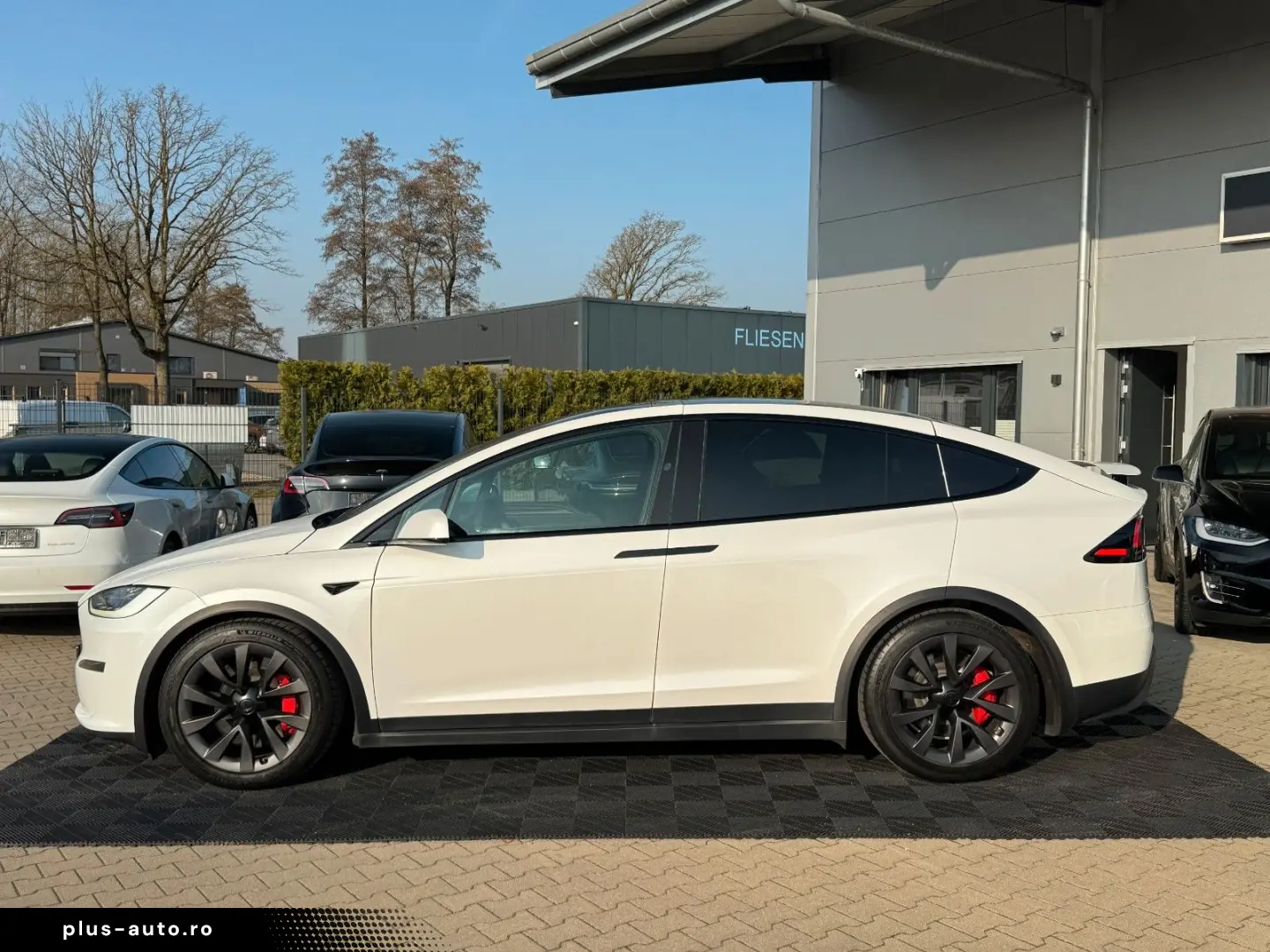 TESLA MODEL X PLAID   HARWARE 4   YOKE   6SEAT   22