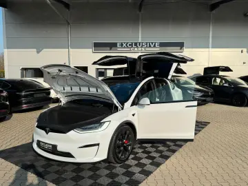 TESLA MODEL X PLAID   HARWARE 4   YOKE   6SEAT   22