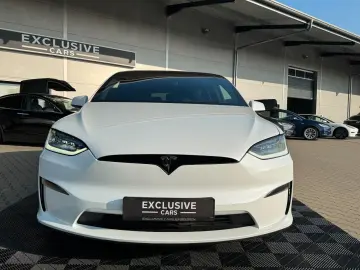 TESLA MODEL X PLAID   HARWARE 4   YOKE   6SEAT   22