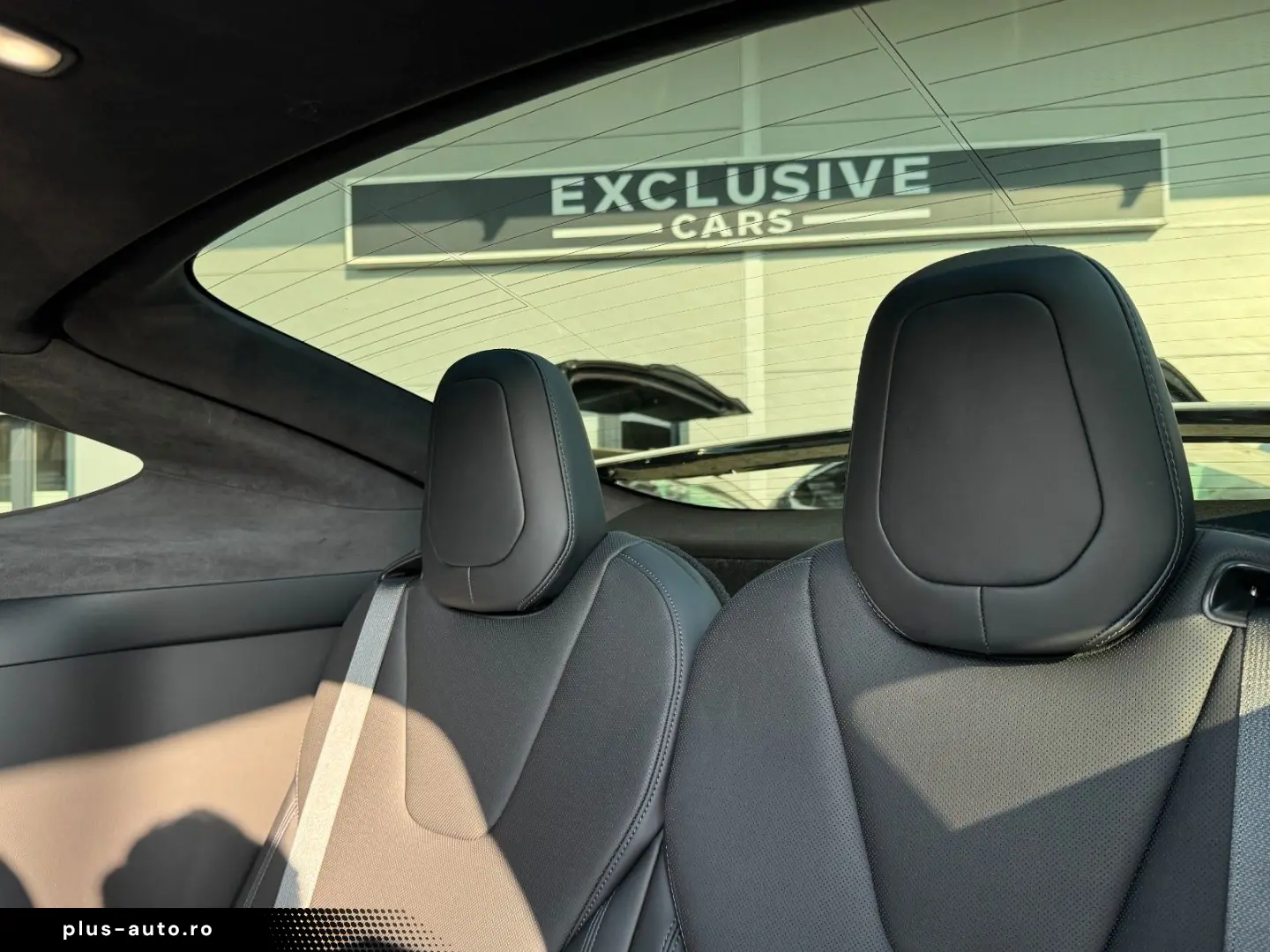 TESLA MODEL X PLAID   HARWARE 4   YOKE   6SEAT   22