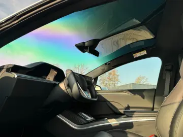 TESLA MODEL X PLAID   HARWARE 4   YOKE   6SEAT   22