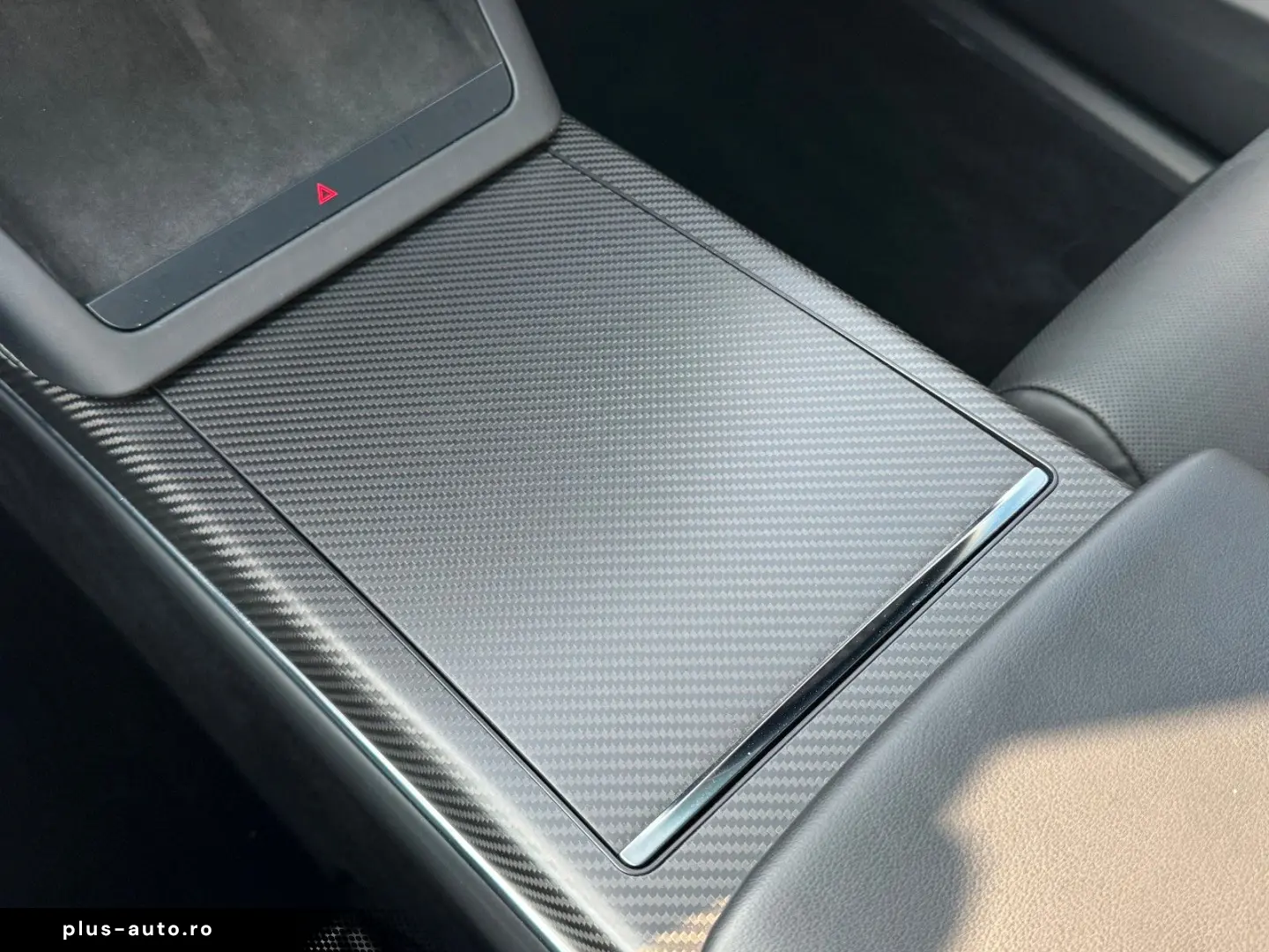 TESLA MODEL X PLAID   HARWARE 4   YOKE   6SEAT   22