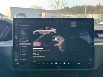 TESLA MODEL X PLAID   HARWARE 4   YOKE   6SEAT   22