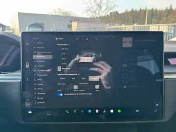 TESLA MODEL X PLAID   HARWARE 4   YOKE   6SEAT   22