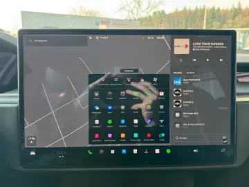 TESLA MODEL X PLAID   HARWARE 4   YOKE   6SEAT   22