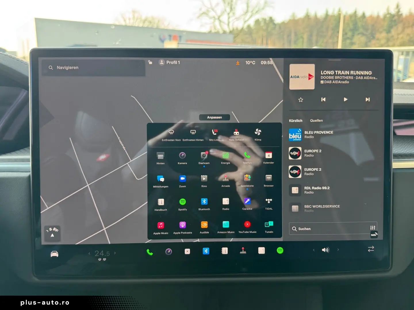 TESLA MODEL X PLAID   HARWARE 4   YOKE   6SEAT   22