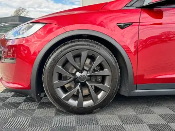 TESLA MODEL X PALLADIUM   HW4   FSD AKTIV   Ultra Red