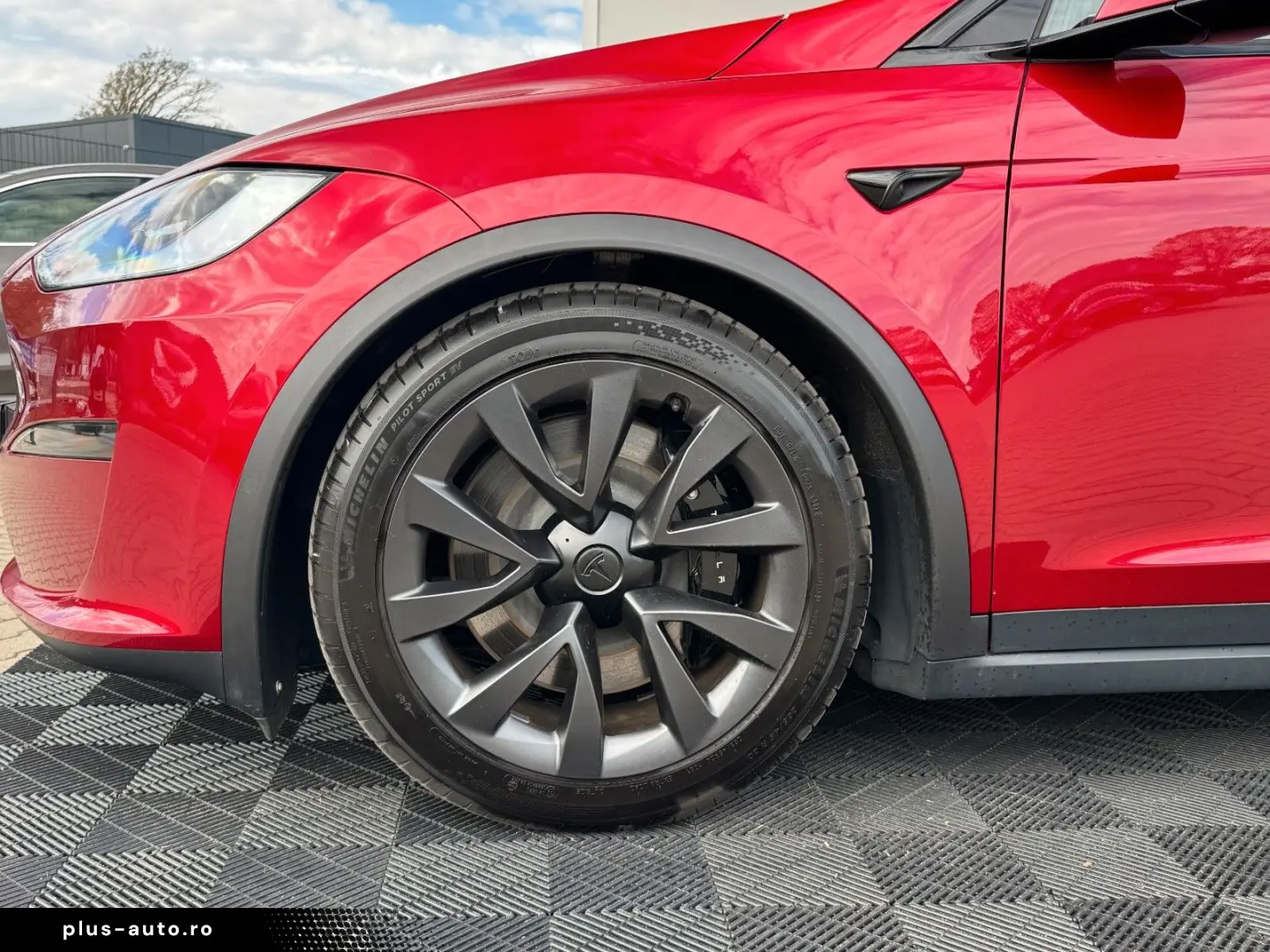 TESLA MODEL X PALLADIUM   HW4   FSD AKTIV   Ultra Red