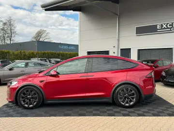 TESLA MODEL X PALLADIUM   HW4   FSD AKTIV   Ultra Red
