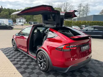 TESLA MODEL X PALLADIUM   HW4   FSD AKTIV   Ultra Red