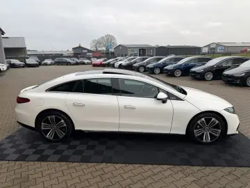 MERCEDES-BENZ EQS 450  JUNGE STERNE 2029 BURMESTER 360