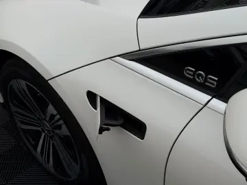 MERCEDES-BENZ EQS 450  JUNGE STERNE 2029 BURMESTER 360