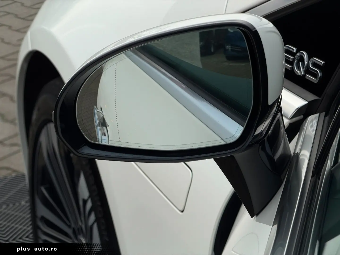 MERCEDES-BENZ EQS 450  JUNGE STERNE 2029 BURMESTER 360