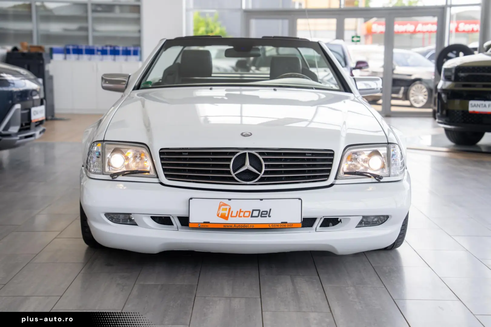 Mercedes-Benz SL-Class 500 V8