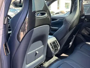 ASTON MARTIN DBX 4.0 V8 DBX707 Facelift