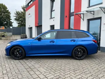 BMW M340i xDrive Touring  HUP PANO ACC MEMORY