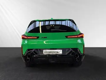 BMW XM 50e Indiv. Signal Green