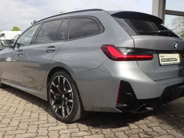 BMW M340d xDrive Touring M-Sport Pro HK Pano.Dach Lh