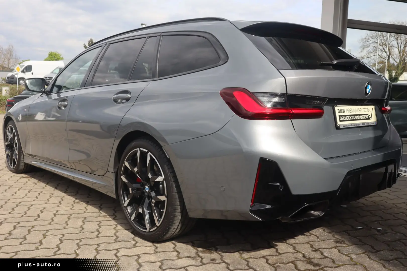 BMW M340d xDrive Touring M-Sport Pro HK Pano.Dach Lh
