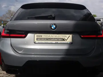 BMW M340d xDrive Touring M-Sport Pro HK Pano.Dach Lh