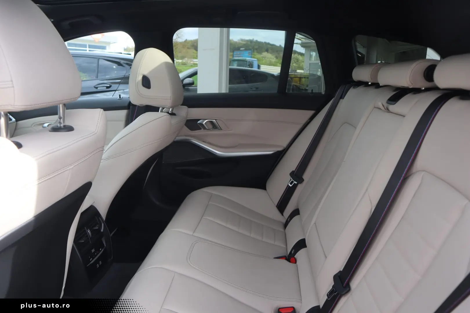 BMW M340d xDrive Touring M-Sport Pro HK Pano.Dach Lh