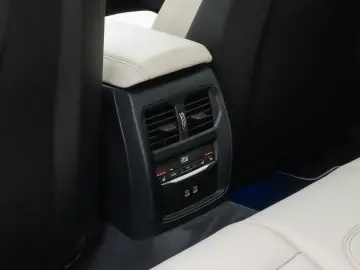 BMW M3 Competition xD Glasdach Laser 360 HUD H K DAB