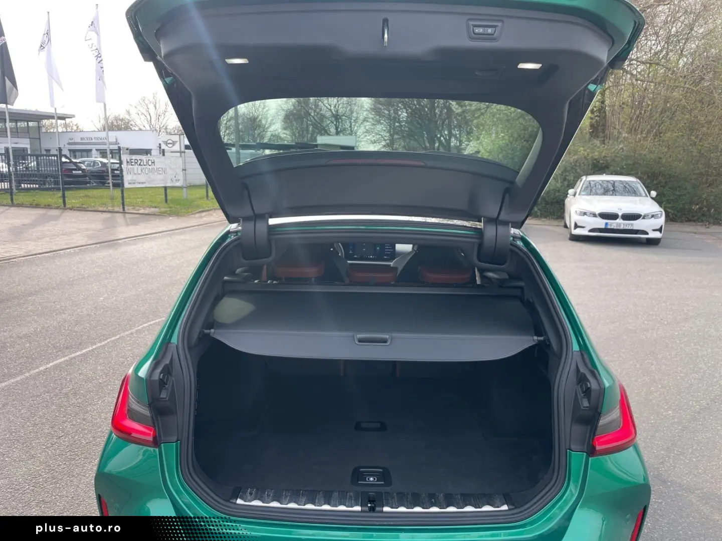 BMW M3 Competition M xDrive   HK HiFi   HuD   Driv.A