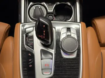 BMW 740 d xDrive Massage Laser HUD 360 K Soft-Close