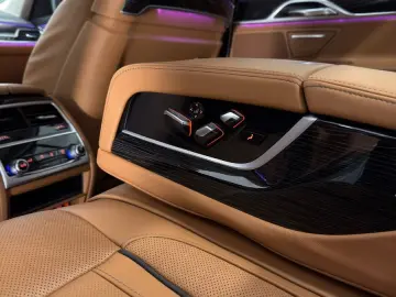 BMW 740 d xDrive Massage Laser HUD 360 K Soft-Close